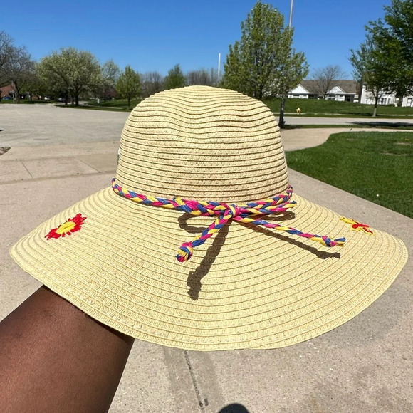 Floppy Brim Hat From Target - Picture 9 of 11